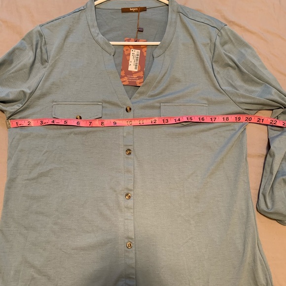 NWT blouse - Picture 2 of 2